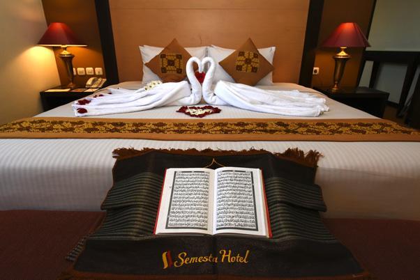 Semesta Heritage Hotel & Convention Semarang Exterior foto
