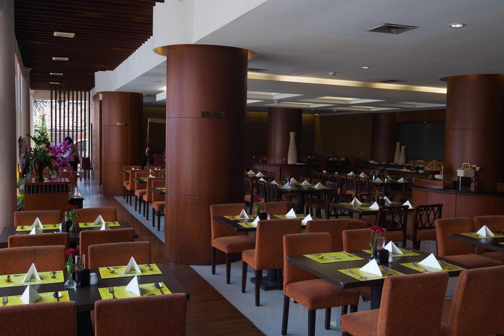 Semesta Heritage Hotel & Convention Semarang Exterior foto