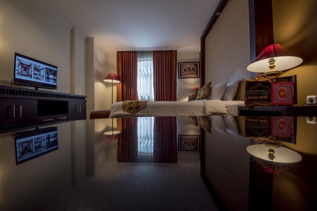 Semesta Heritage Hotel & Convention Semarang Exterior foto