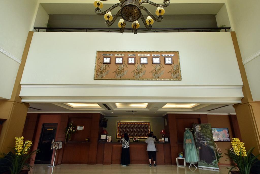 Semesta Heritage Hotel & Convention Semarang Exterior foto