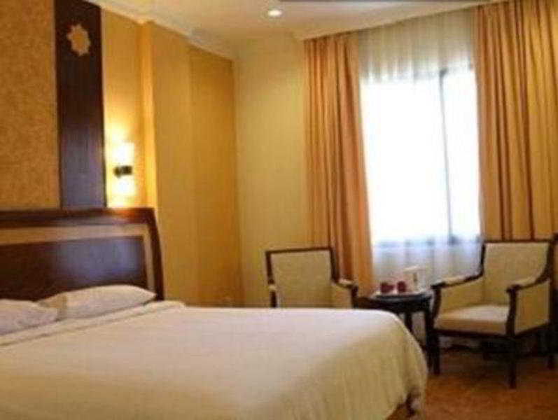 Semesta Heritage Hotel & Convention Semarang Exterior foto