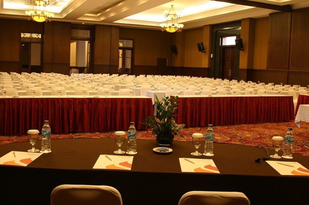 Semesta Heritage Hotel & Convention Semarang Exterior foto